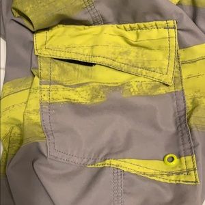 Oakley Swim - Oakley board shorts size 34 Oakley Swim - Oakley board shorts size 34